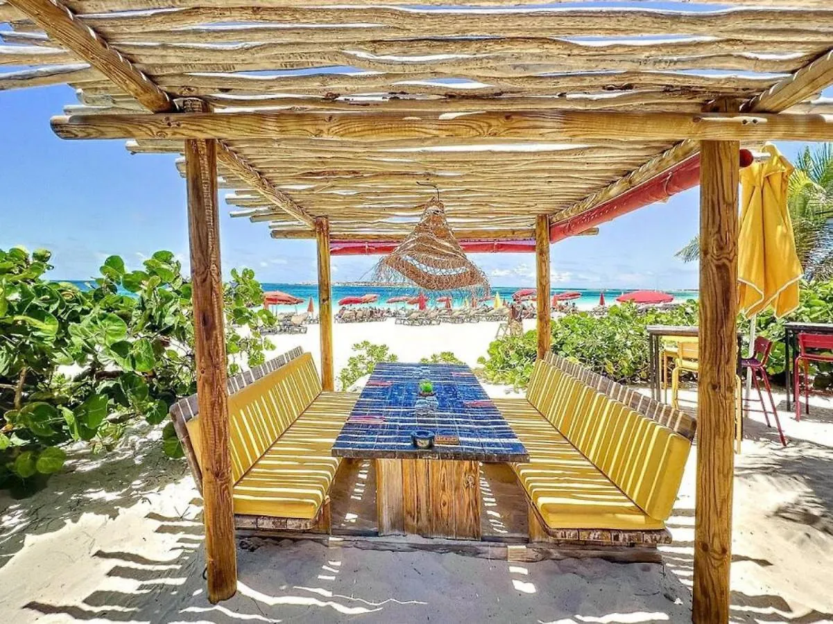 Maison Caraibes Beach Front On Orient Bay With 2 Big Pools Holiday home