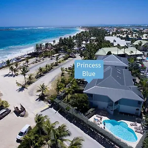Vakantiehuis Princess Blue, 3bdr, Front Deluxe, Orient Bay, Pool, Wifi 100 Mps, Orient Bay